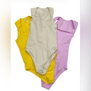 OQQ One Piece Body Suit Set - Cream, Yellow, and Pink Size Small